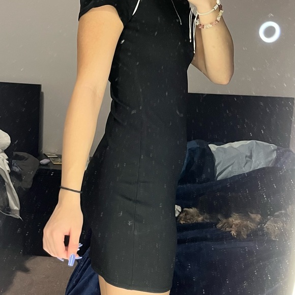 H&M half-zip dress - size 6 - Picture 3 of 5